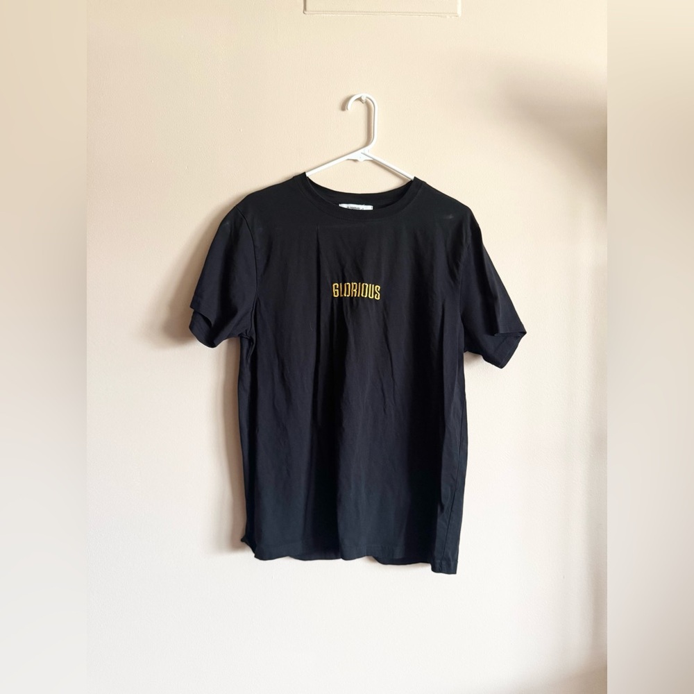 Glorious black T-shirt (men’s medium)